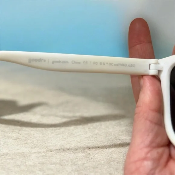 Goodr Wonder Woman Frame Sunglasses - Picture 3 of 3